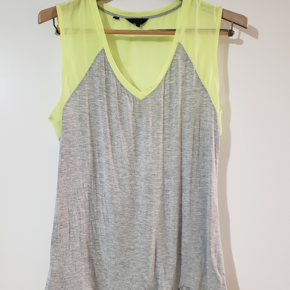 Fashionable & comfy top